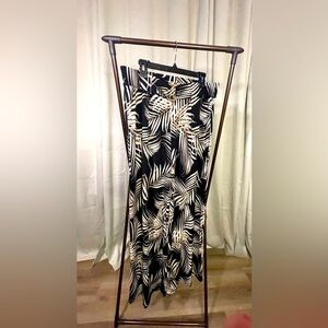 White House Black Market Wide leg pant